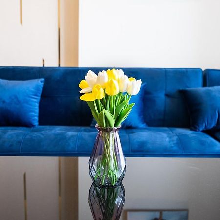 1St District/3Br Luxurious Apartment-The Soho ホーチミン市 エクステリア 写真