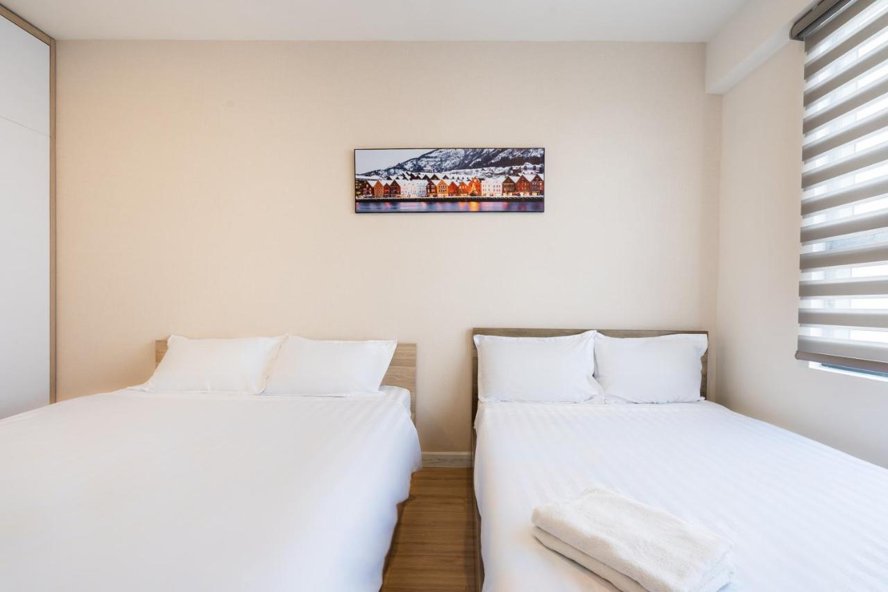 1St District/3Br Luxurious Apartment-The Soho ホーチミン市 エクステリア 写真